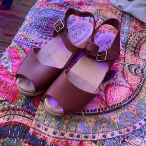 Lotta’s clogs size 39